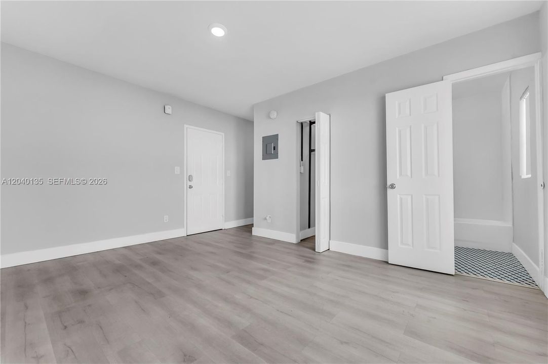 В аренду: $1,650 (0 спален, 1 ванн, 0 Квадратных фут)