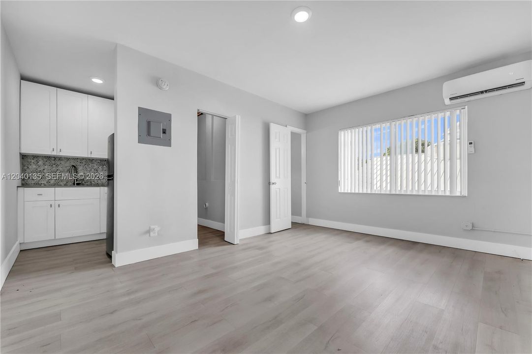 В аренду: $1,650 (0 спален, 1 ванн, 0 Квадратных фут)