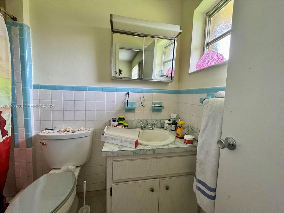 For Sale: $750,000 (0 beds, 0 baths, 2273 Square Feet)