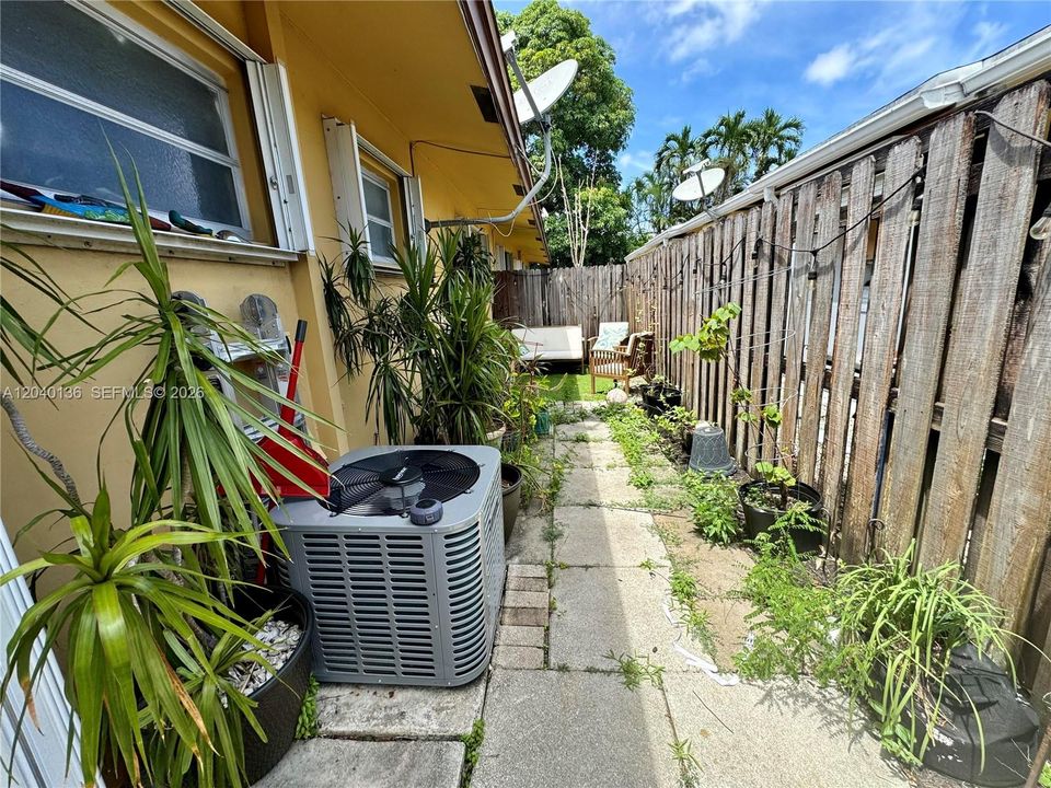 For Sale: $750,000 (0 beds, 0 baths, 2273 Square Feet)