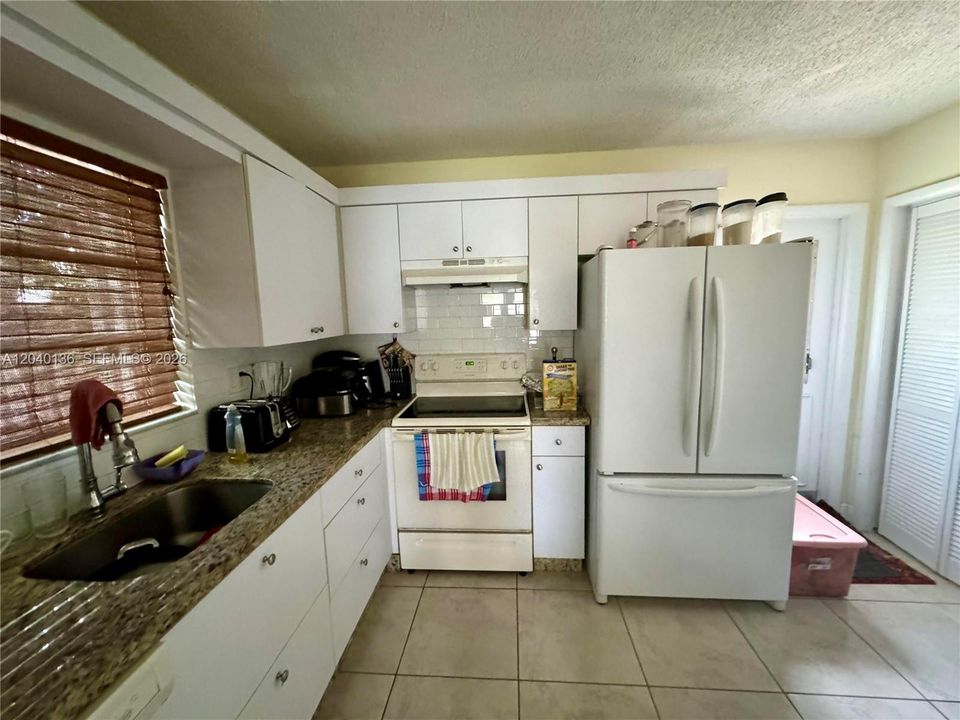 For Sale: $750,000 (0 beds, 0 baths, 2273 Square Feet)
