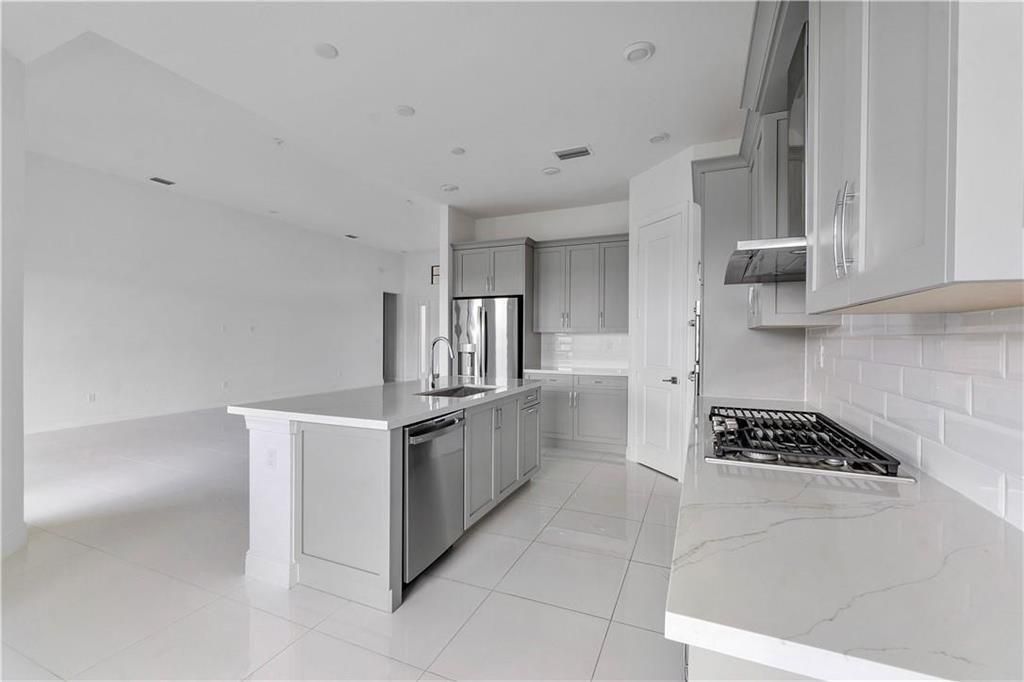 #12 Kitchen
