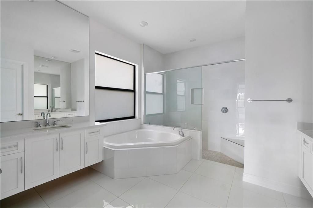#15 Primary Bath