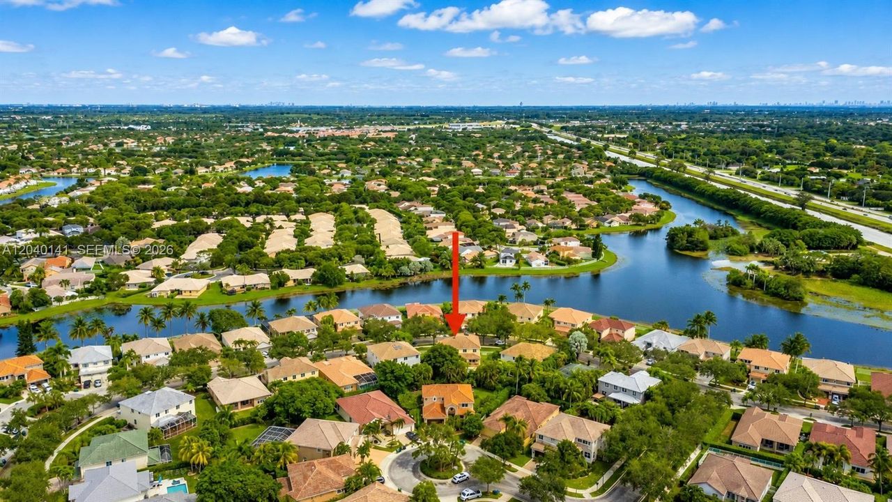 For Rent: $6,200 (5 beds, 4 baths, 2536 Square Feet)