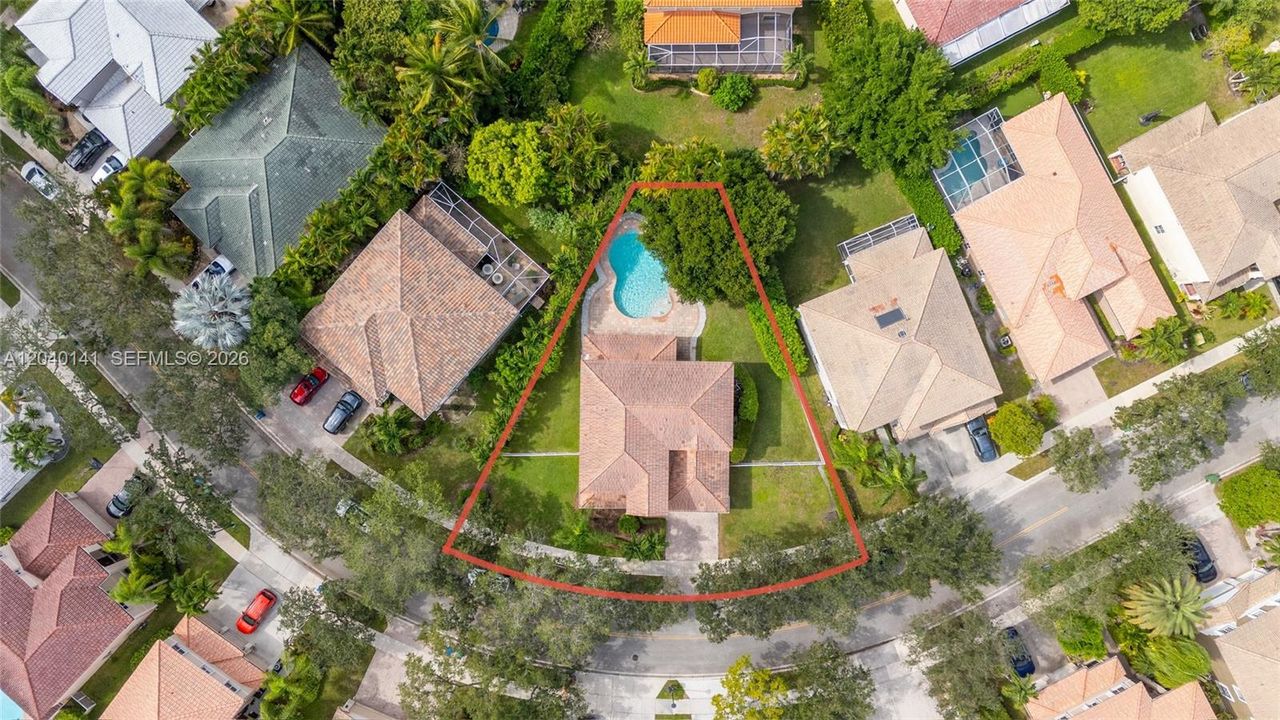 For Rent: $6,200 (5 beds, 4 baths, 2536 Square Feet)