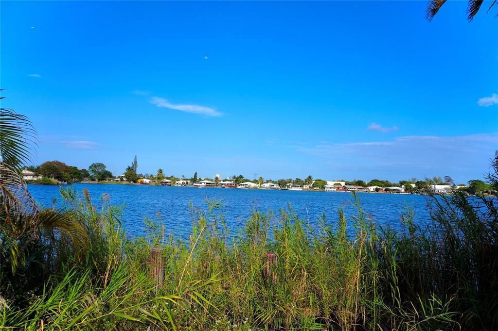 5600 lake
