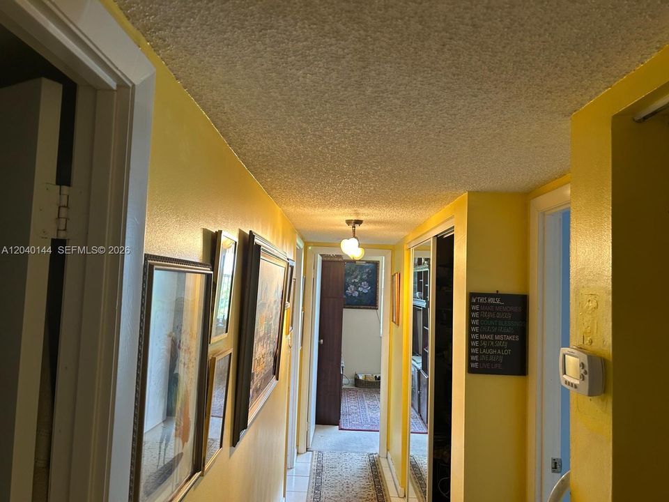 На продажу: $150,000 (3 спален, 2 ванн, 1583 Квадратных фут)