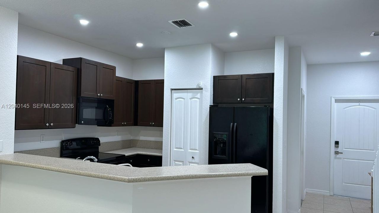 В аренду: $2,850 (3 спален, 2 ванн, 1514 Квадратных фут)