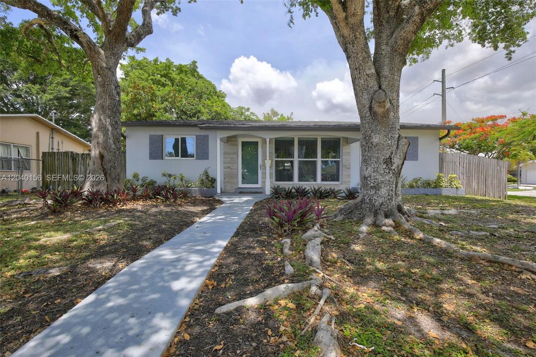 En Venta: $610,000 (3 camas, 2 baños, 1579 Pies cuadrados)