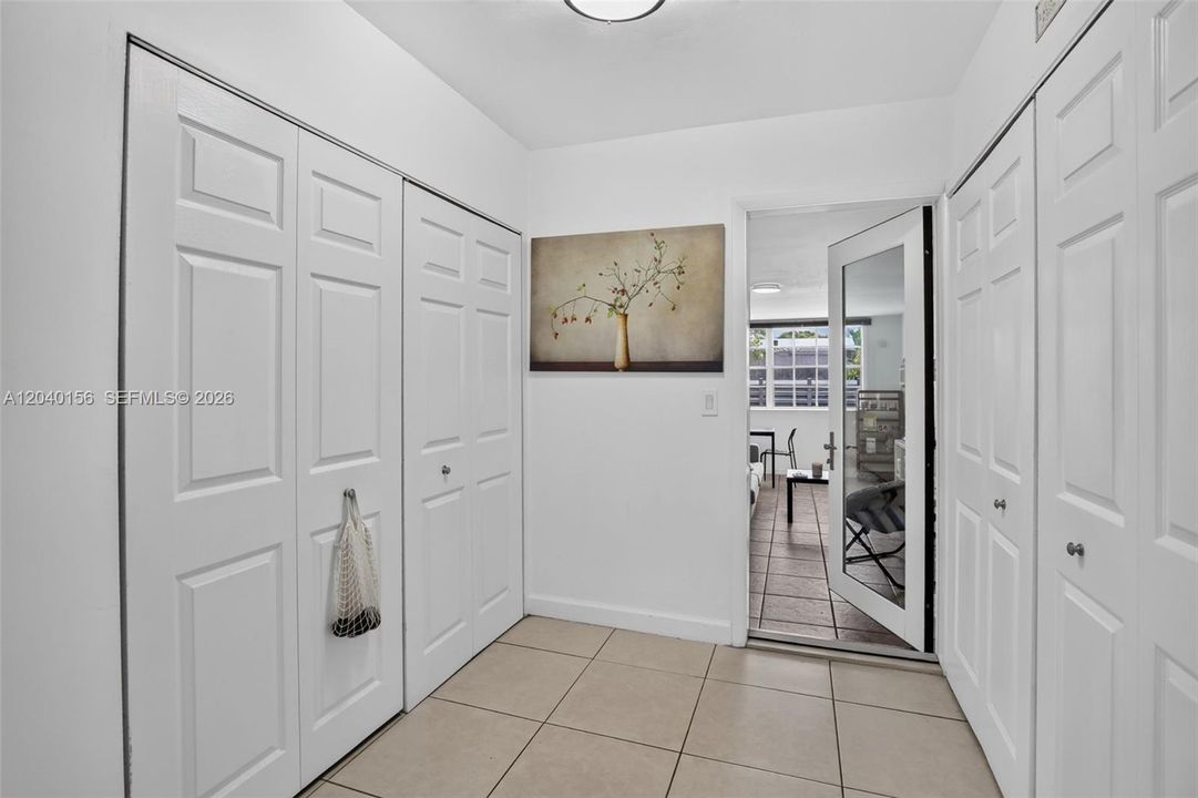 En Venta: $610,000 (3 camas, 2 baños, 1579 Pies cuadrados)