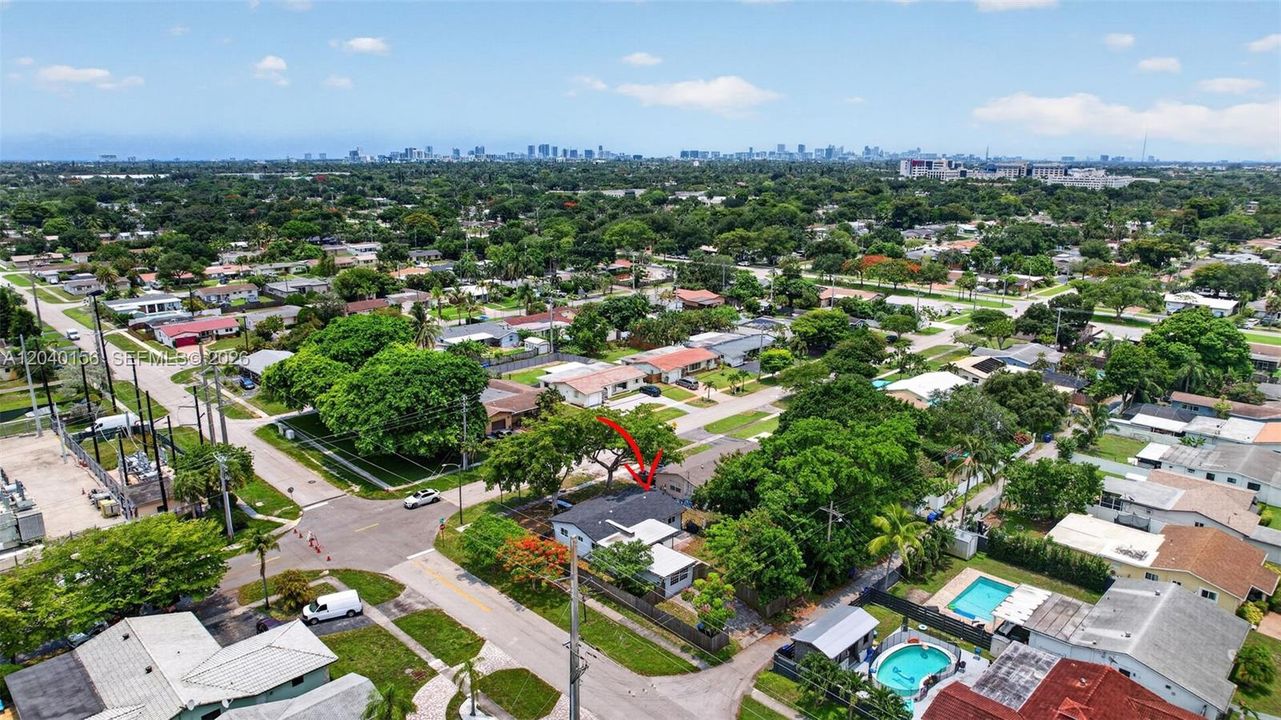 En Venta: $610,000 (3 camas, 2 baños, 1579 Pies cuadrados)