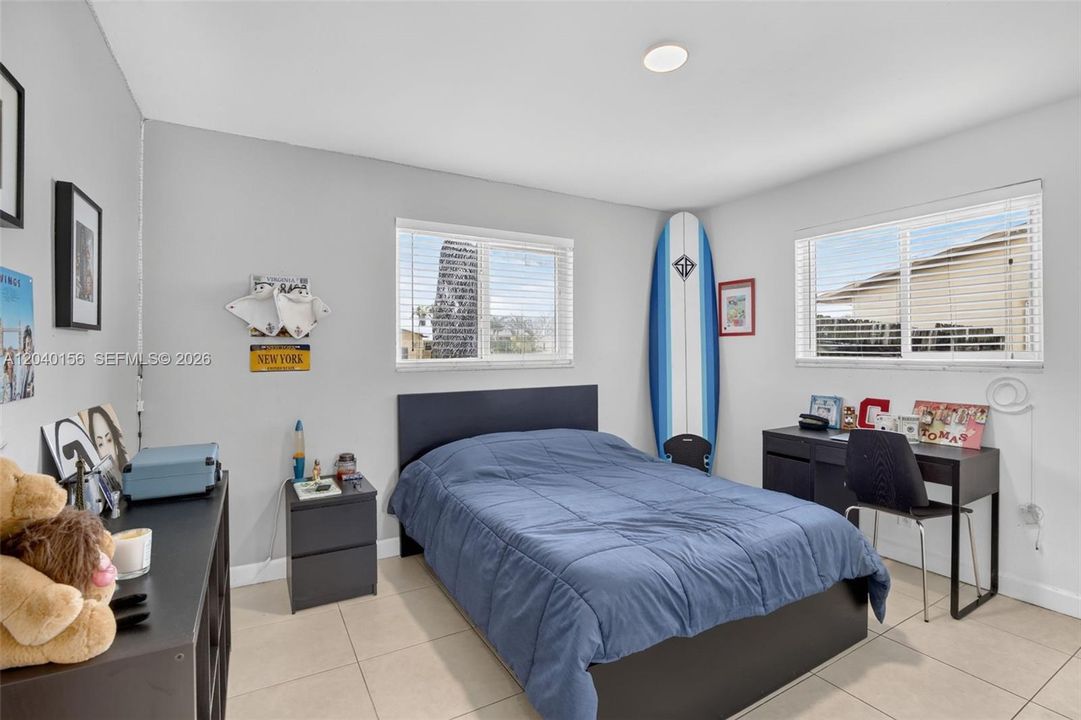 En Venta: $610,000 (3 camas, 2 baños, 1579 Pies cuadrados)