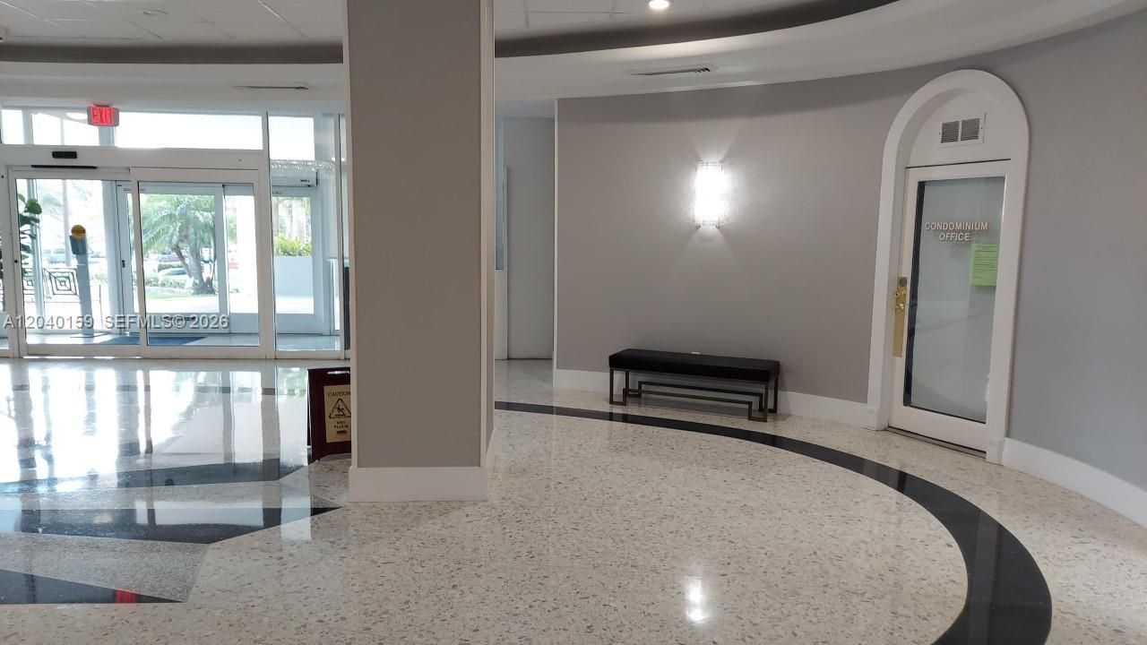 For Rent: $3,400 (2 beds, 2 baths, 1222 Square Feet)