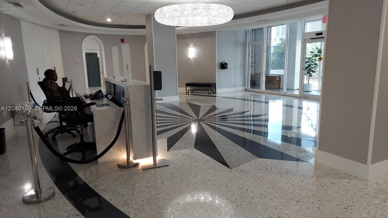 For Rent: $3,400 (2 beds, 2 baths, 1222 Square Feet)