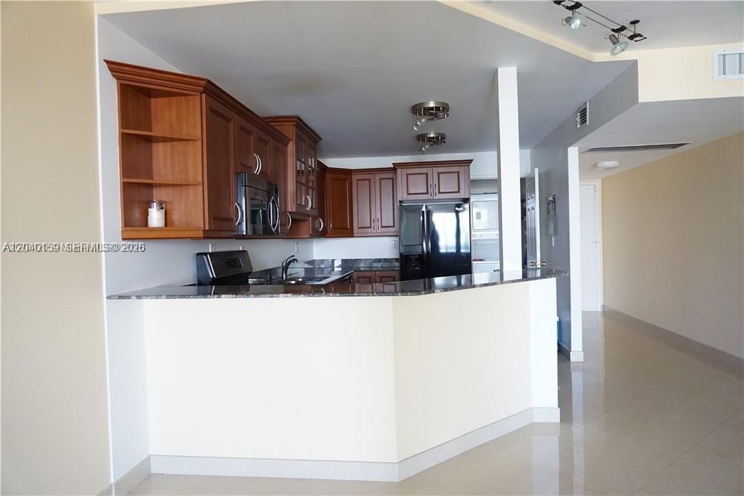 For Rent: $3,400 (2 beds, 2 baths, 1222 Square Feet)