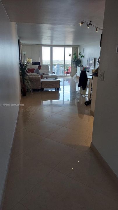 For Rent: $3,400 (2 beds, 2 baths, 1222 Square Feet)