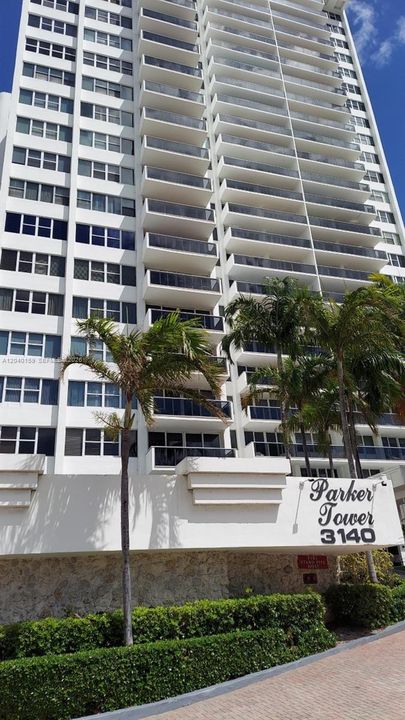 For Rent: $3,400 (2 beds, 2 baths, 1222 Square Feet)