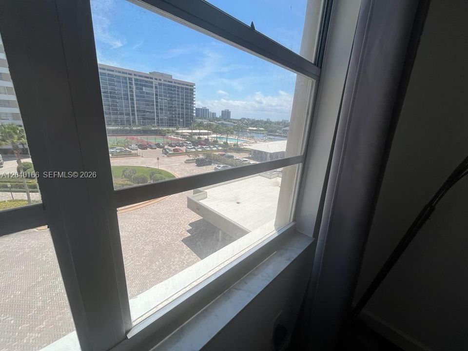 For Rent: $2,800 (2 beds, 2 baths, 1275 Square Feet)