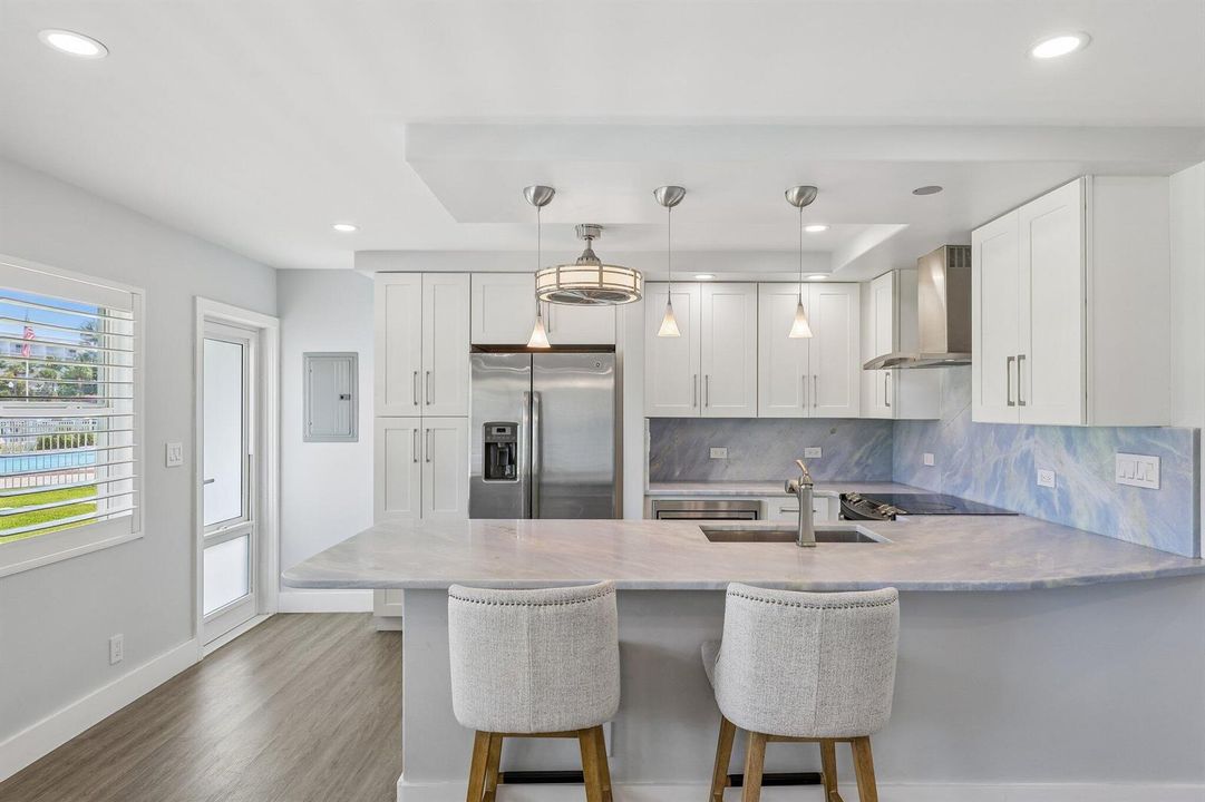 16-web-or-mls-S Ocean Dr 111-S1706-016