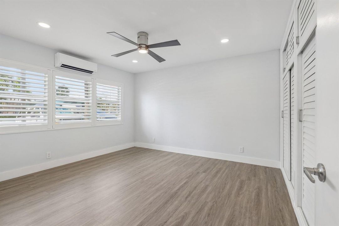 21-web-or-mls-S Ocean Dr 111-S1706-021