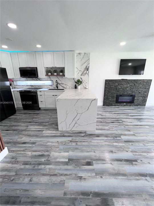 For Rent: $4,000 (3 beds, 2 baths, 1860 Square Feet)