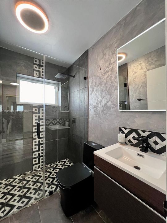 For Rent: $4,000 (3 beds, 2 baths, 1860 Square Feet)