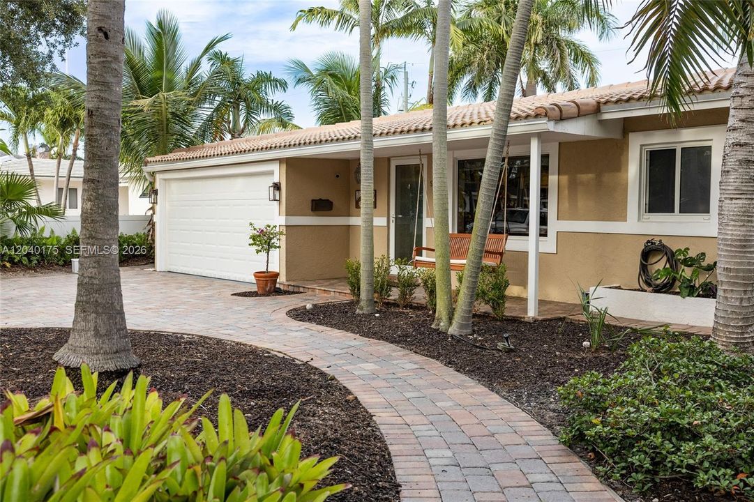 En Venta: $899,900 (3 camas, 2 baños, 1575 Pies cuadrados)