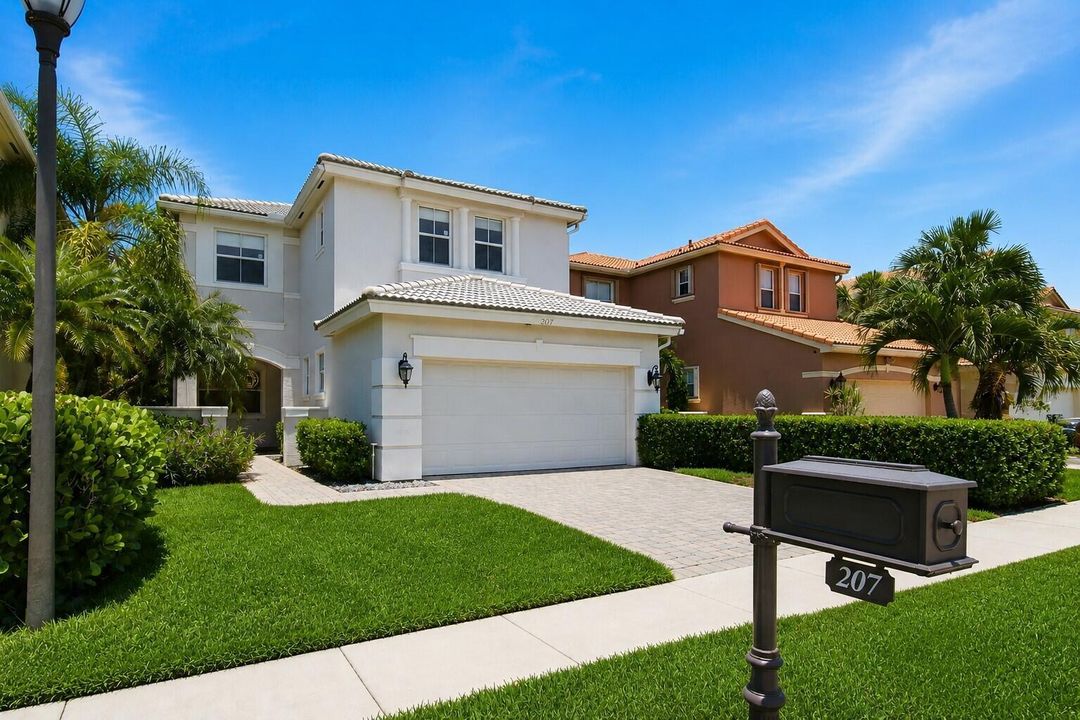207-ISLE-VERDE-WAY-33418-001