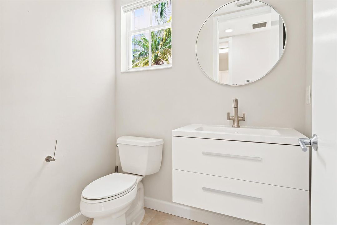 207-ISLE-VERDE-WAY-33418-019