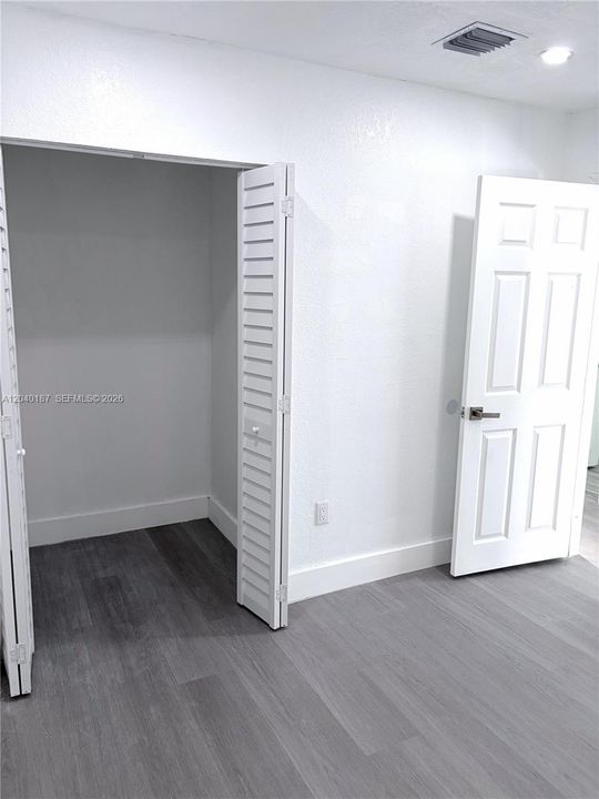 В аренду: $2,700 (3 спален, 1 ванн, 1940 Квадратных фут)
