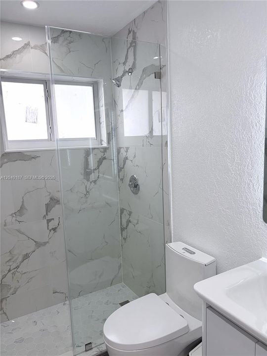В аренду: $2,700 (3 спален, 1 ванн, 1940 Квадратных фут)