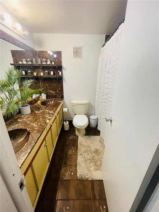 В аренду: $2,175 (1 спален, 1 ванн, 585 Квадратных фут)
