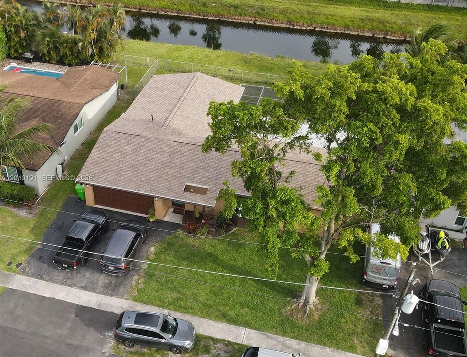 For Sale: $590,000 (4 beds, 2 baths, 1768 Square Feet)