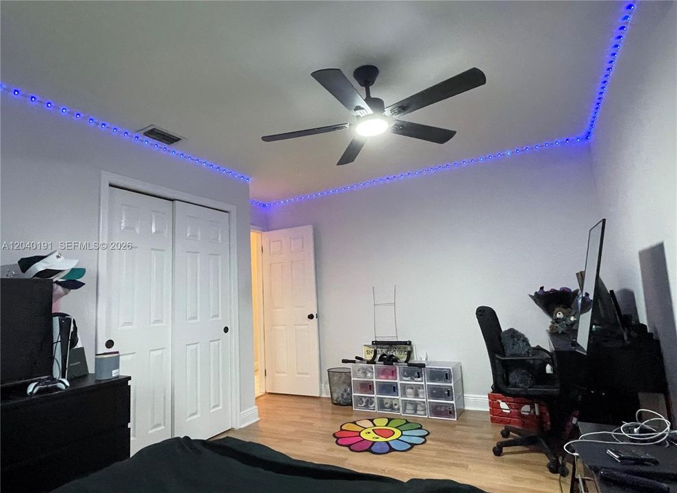 For Sale: $590,000 (4 beds, 2 baths, 1768 Square Feet)