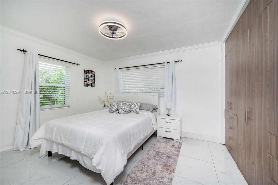 En Venta: $490,000 (3 camas, 1 baños, 1080 Pies cuadrados)