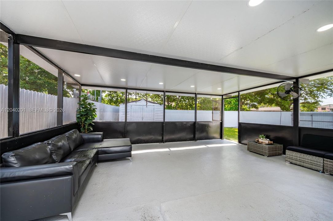 En Venta: $490,000 (3 camas, 1 baños, 1080 Pies cuadrados)