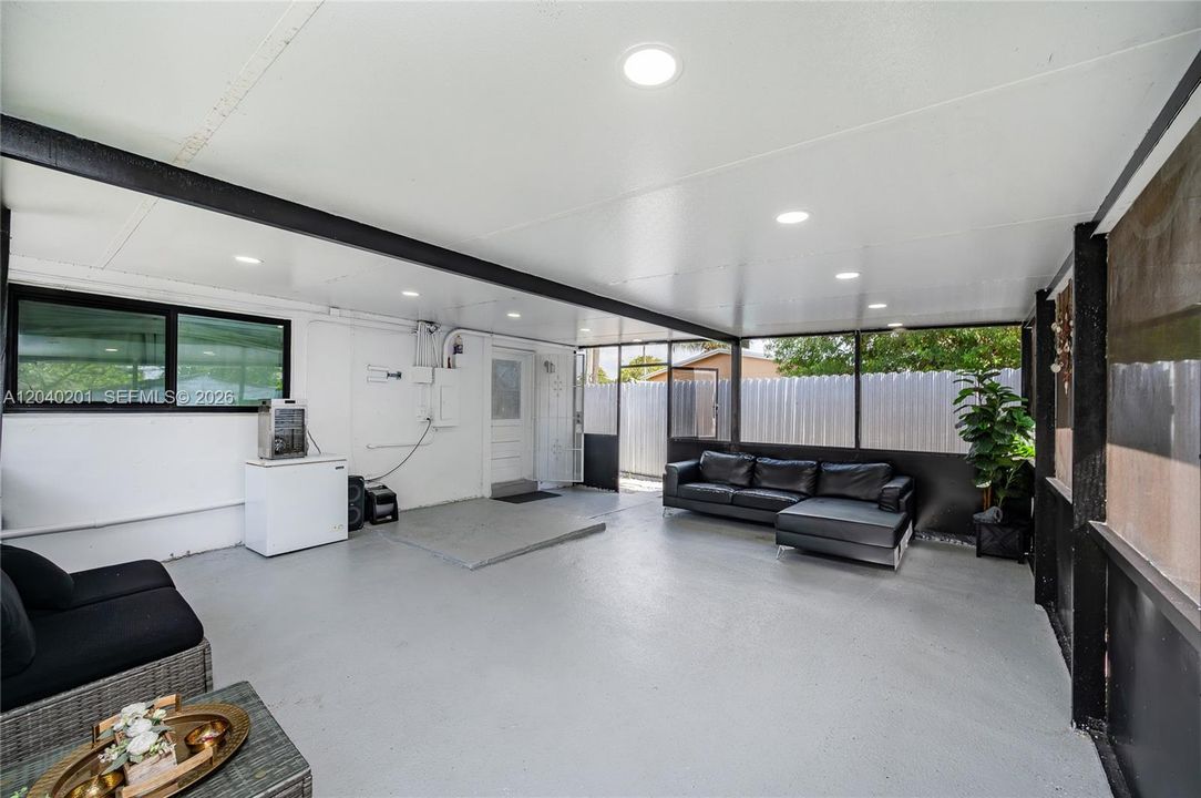 En Venta: $490,000 (3 camas, 1 baños, 1080 Pies cuadrados)