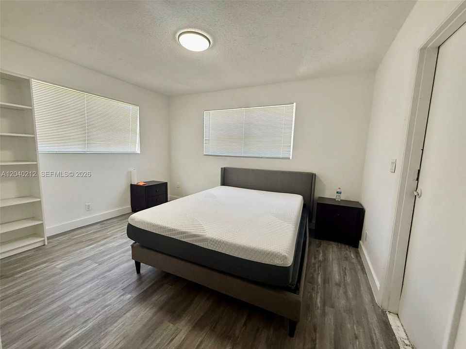 For Rent: $3,000 (3 beds, 2 baths, 1210 Square Feet)