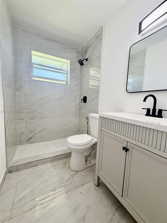 For Rent: $3,000 (3 beds, 2 baths, 1210 Square Feet)
