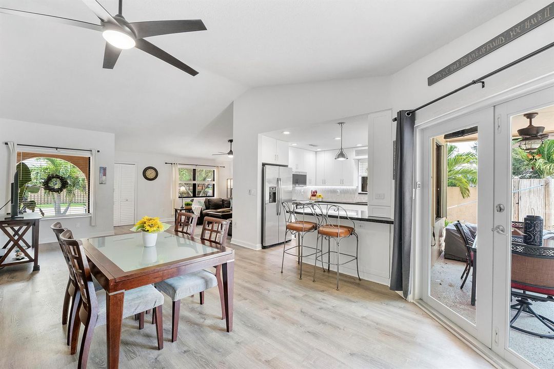 15681 Dover Ct_037