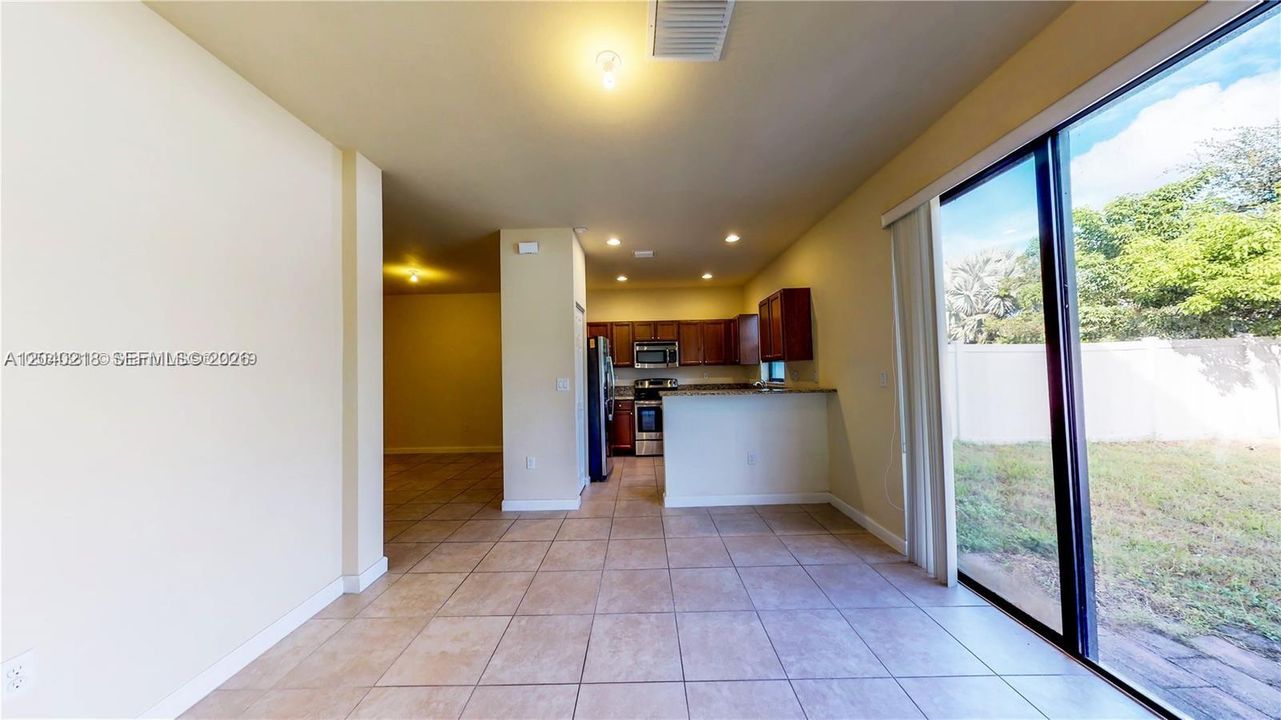 For Rent: $3,400 (3 beds, 2 baths, 1650 Square Feet)