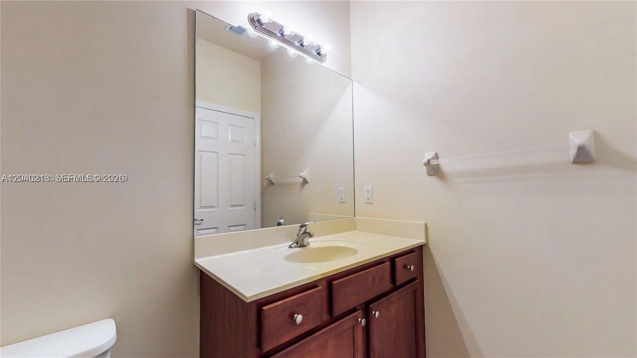 For Rent: $3,400 (3 beds, 2 baths, 1650 Square Feet)