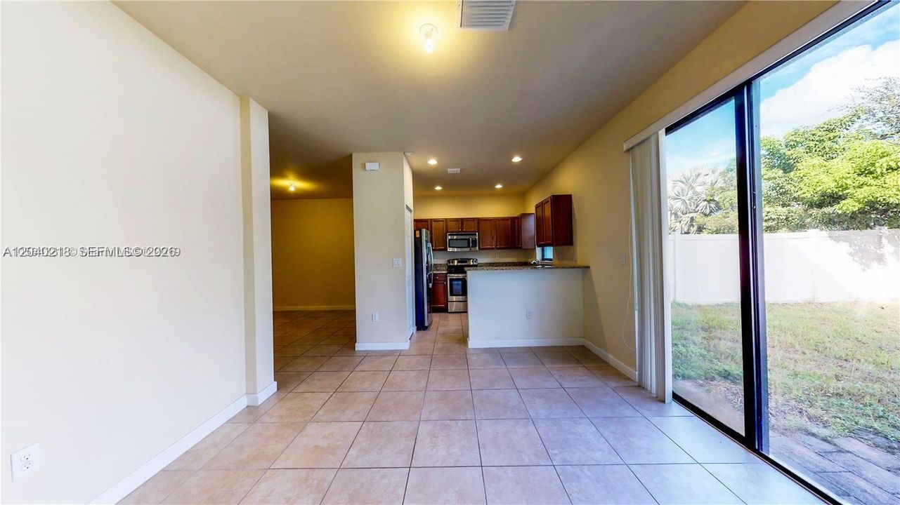 For Rent: $3,400 (3 beds, 2 baths, 1650 Square Feet)