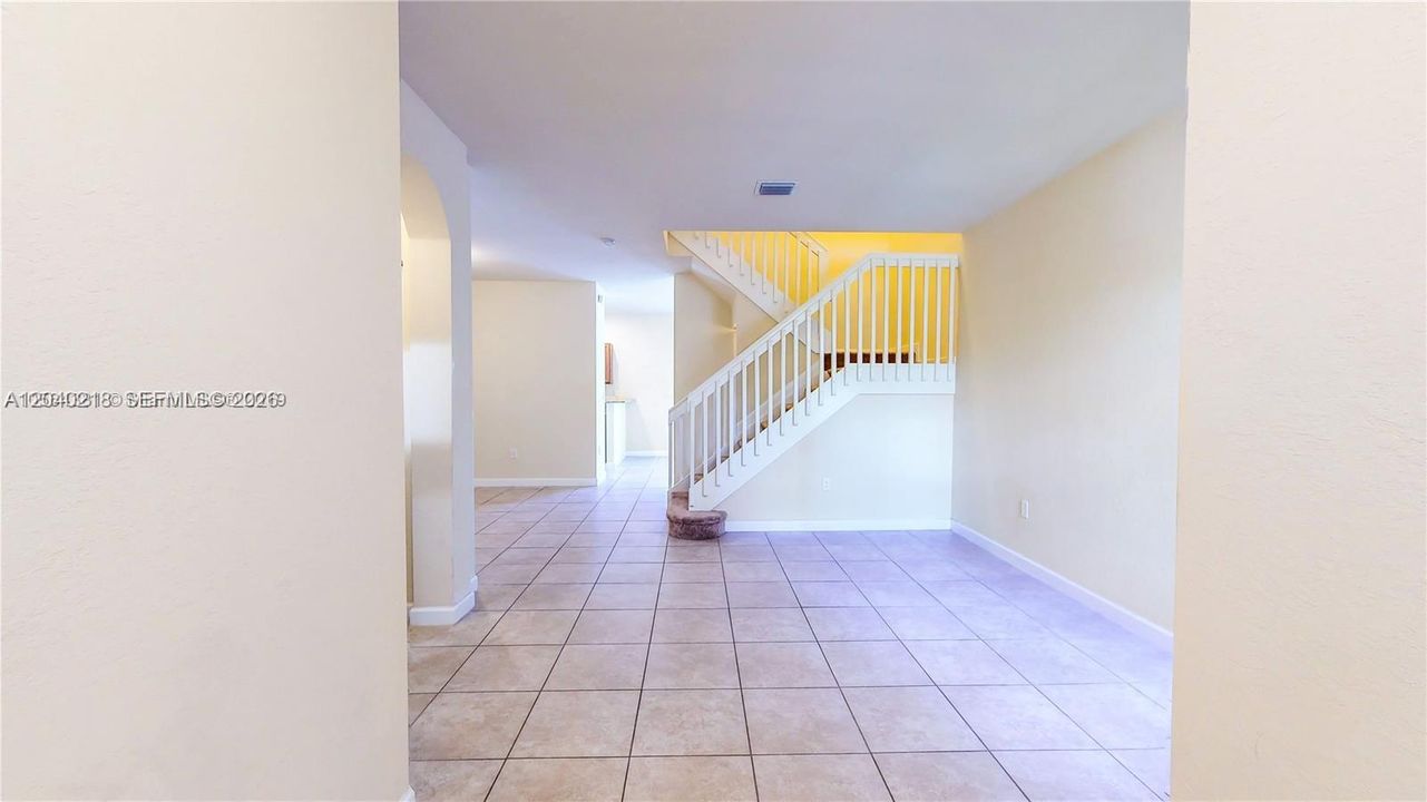 For Rent: $3,400 (3 beds, 2 baths, 1650 Square Feet)