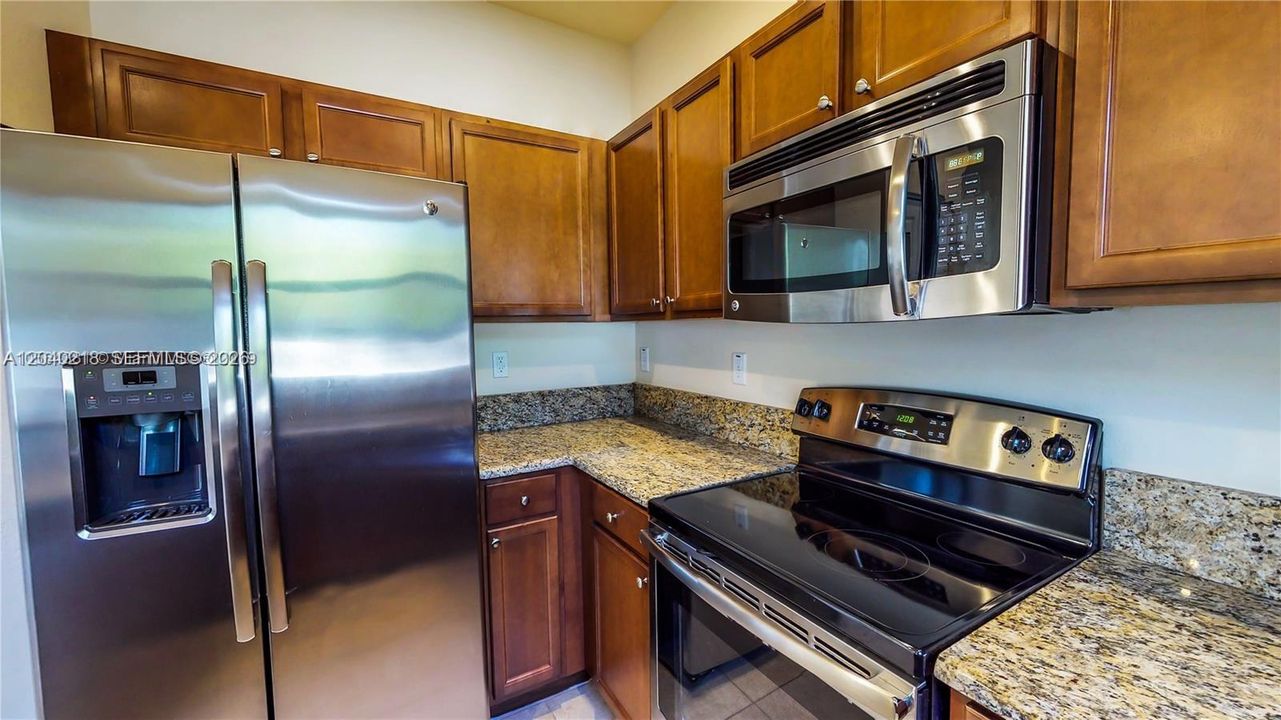 For Rent: $3,400 (3 beds, 2 baths, 1650 Square Feet)