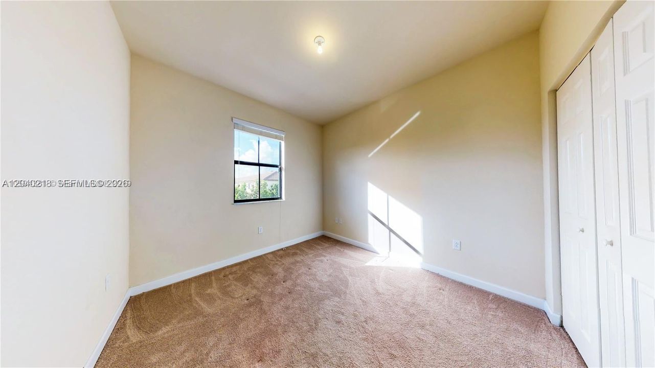 For Rent: $3,400 (3 beds, 2 baths, 1650 Square Feet)