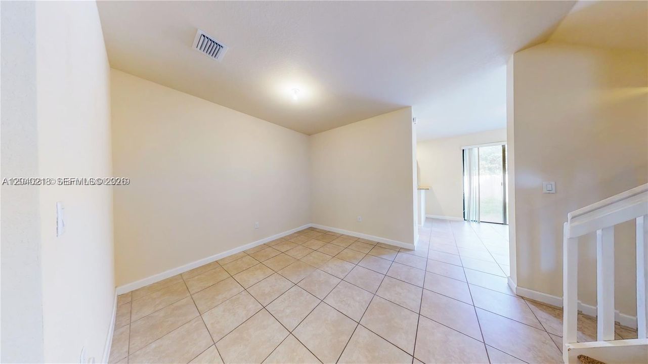 For Rent: $3,400 (3 beds, 2 baths, 1650 Square Feet)