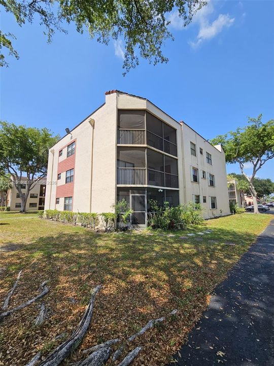 En Venta: $199,900 (1 camas, 1 baños, 770 Pies cuadrados)