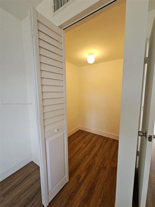 En Venta: $199,900 (1 camas, 1 baños, 770 Pies cuadrados)