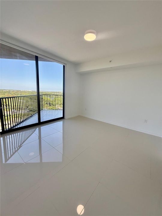 For Rent: $3,800 (3 beds, 2 baths, 1328 Square Feet)